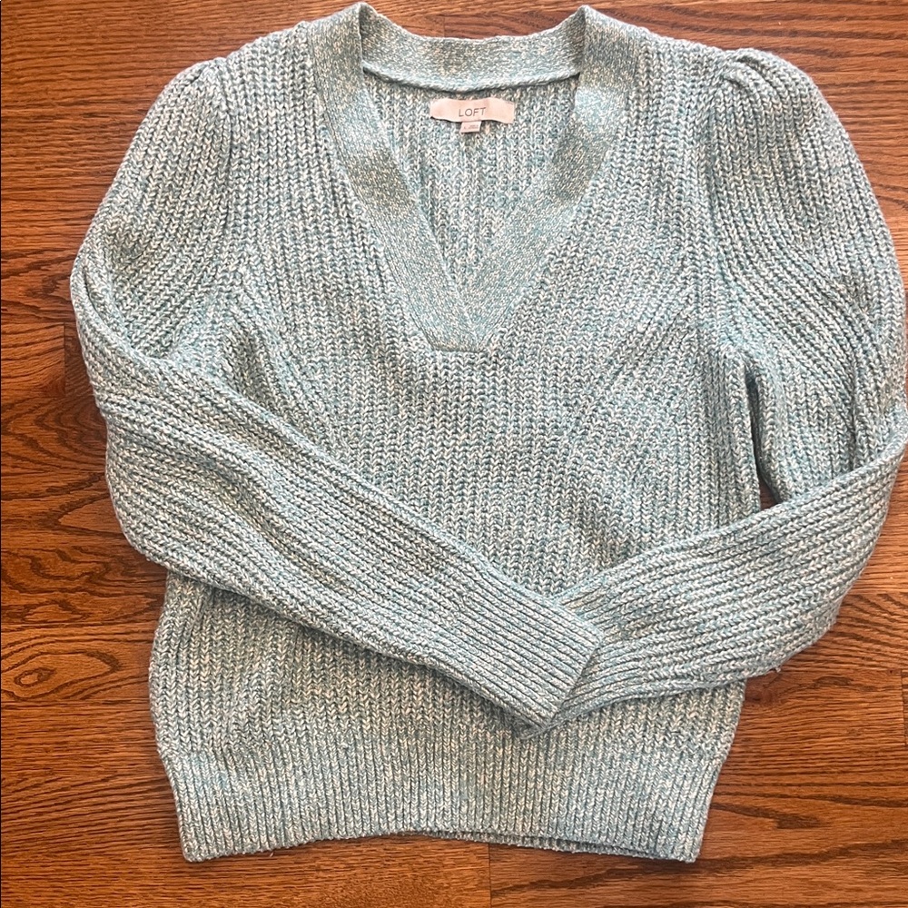 LOFT Women's Light Blue V-Neck Sweater
